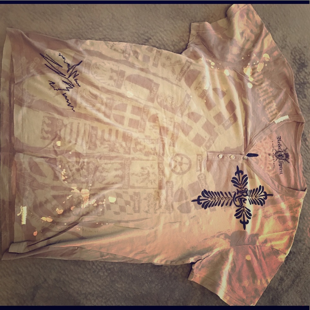 Rebel Spirit Gray T-Shirt